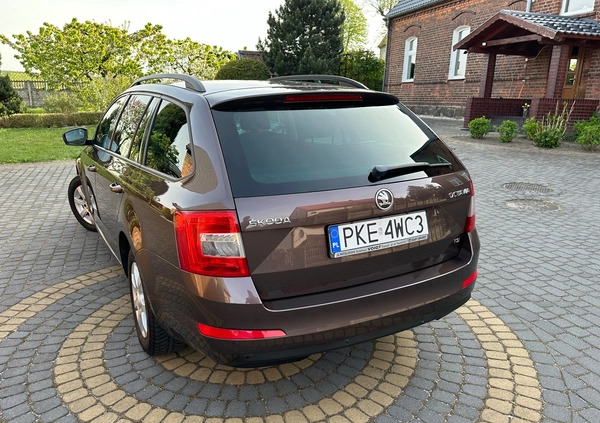 Skoda Octavia cena 33900 przebieg: 180000, rok produkcji 2013 z Nowy Wiśnicz małe 497